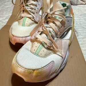 Nike Kids Sneakers - White, Green, Yellow, Pink